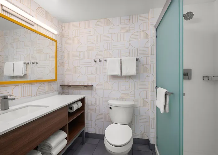 Home2 By Hilton 3*